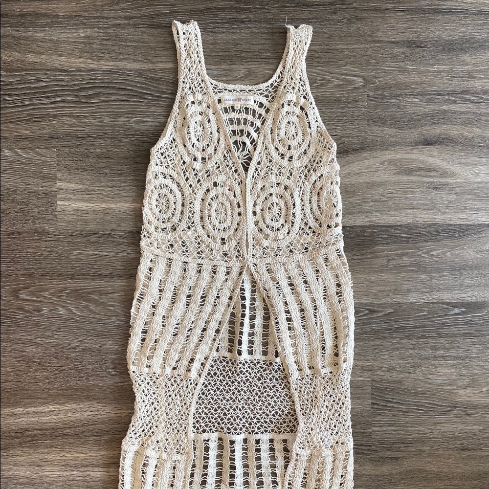Vest - Picture 2 of 3